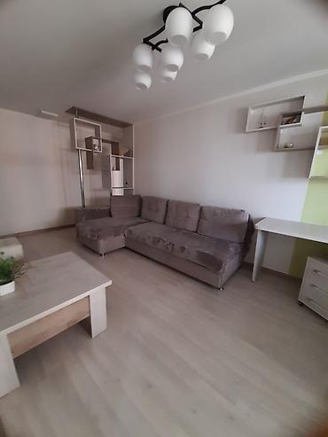 сдаю 4 комнатную квартиру: 3 комнаты, 55 м², 104 серия, 5 этаж, Евроремонт — 6