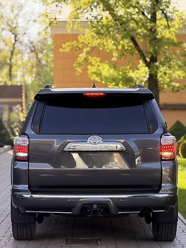 Toyota: Toyota 4Runner: 2022 г., 4 л, Автомат, Бензин, Внедорожник — 6