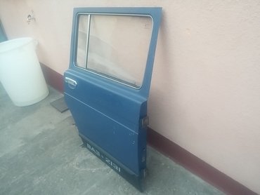 Auto delovi: Vrata zadnja desna Lada 2131 Niva. Polovno, ocuano. Skinuto sa — 3