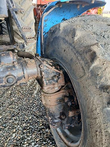 Traktorlar: Belarus 892 (Gomselmash/Gomel) təkərli traktor - Güclü ön yük — 12