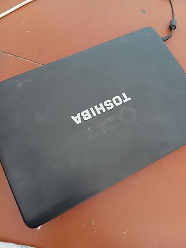 windows surface: Ноутбук Toshiba Satellite (серия с цифровым блоком) — классический — 4