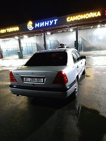 Mercedes-Benz C-Class: 1994 г., 1.8 л, Механика, Бензин, Седан