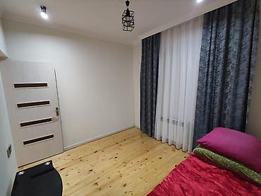 balaxani ev satisi: 3 otaqlı, 80 kv. m, Orta təmir — 8