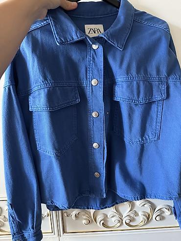 zara bot: ZARA markalı mavi denim köynək/gödəkçə. - Klassik yaxalı dizayn - Ön — 2