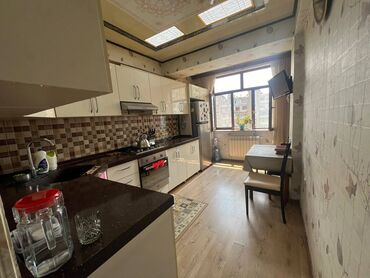 Köhnə tikili: Bakı, 2 otaqlı, Köhnə tikili, m. Gənclik, 70 kv. m — 4