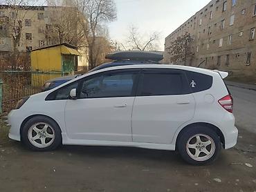 хонда истеп 1: Honda Fit: 2008 г., 1.5 л, Автомат, Бензин, Хетчбек — 1