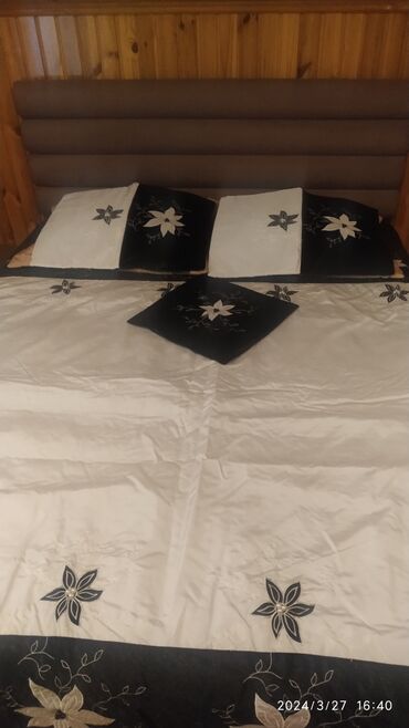 Örtüklər: Yataq üçün Yeni rəng - Qara Yataq örtüyü, Ünvandan götürmə — 6