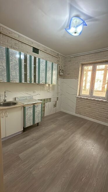 Долгосрочная аренда квартир: 4 комнаты at lalafo.kg — 9 Долгосрочная аренда квартир: 4 комнаты — 9