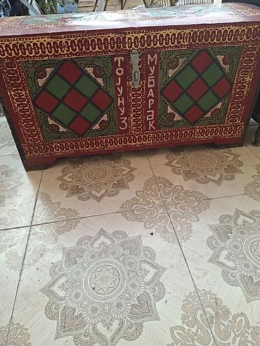 şaxta baba sekilleri: Əl işi naxışlı taxta sandıq - Material: bərk ağac - Üstü və ön — 1