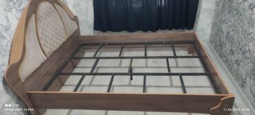 Двуспальные кровати: Двуспальные кровати