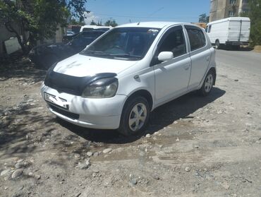 Toyota: Toyota Vitz: 2000 г., 1.3 л, Автомат, Бензин