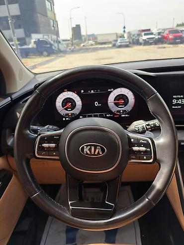 араба бу: Kia Carnival: 2020 г., 2.2 л, Дизель, Минивэн — 5