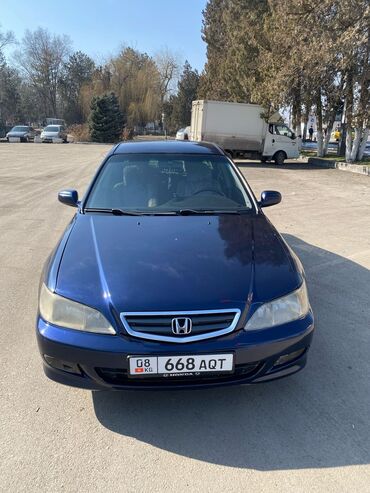 Honda: Honda Accord: 2002 г., 1.8 л, Механика, Бензин, Седан