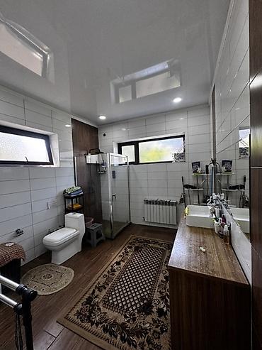 o store: 2 Этажный дом 160кв/м
6 соток. Звоните все расскажу
Дом из кирпича — 4