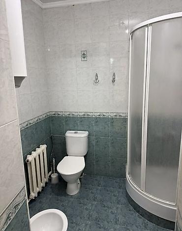 сдаю квартиру кок жар: 450 м², 6 комнат и более — 8