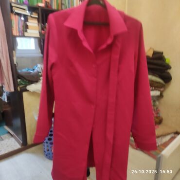 Другая женская одежда: Набор женской одежды (4 предмета) 1) Удлинённый жилет без рукавов - — 15