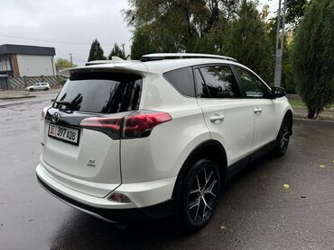 Toyota: Toyota RAV4: 2016 г., 2.5 л, Автомат, Бензин, Кроссовер