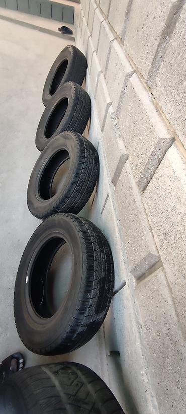 Продаётся корейский зимний шины липучка размер185/70/R14. год 2021