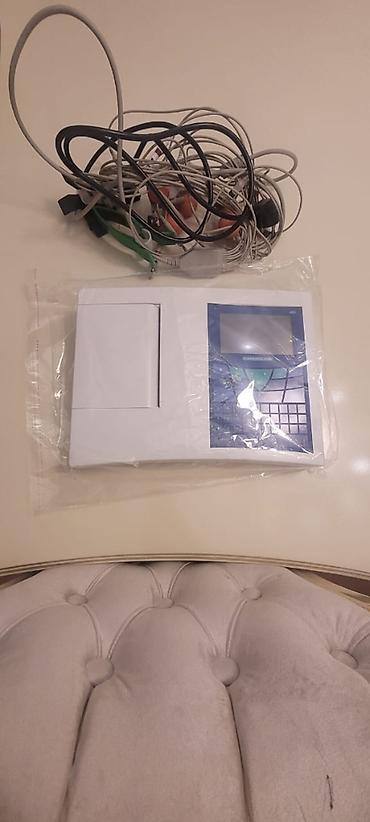 CARDIOLINE AR 1200 VIEW – 12 kanallı EKQ aparatı Xüsusiyyətlər: - lalafo.az -da CARDIOLINE AR 1200 VIEW – 12 kanallı EKQ aparatı Xüsusiyyətlər: -