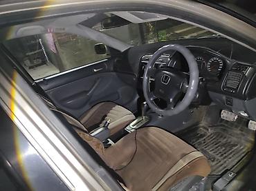 lada 9: Honda Civic: 2002 г., Автомат, Седан — 7