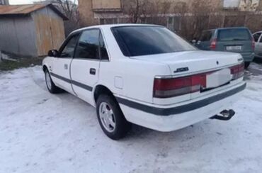 Mazda: Mazda 626: 1989 г., 2 л, Механика, Бензин, Седан