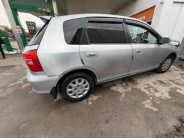 Honda: Honda Civic: 2001 г., 1.7 л, Вариатор, Бензин, Хэтчбэк — 6