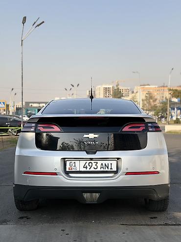 byd seal 06: Chevrolet Volt: 2012 г., 1.4 л, Автомат, Электромобиль, Хэтчбэк — 6