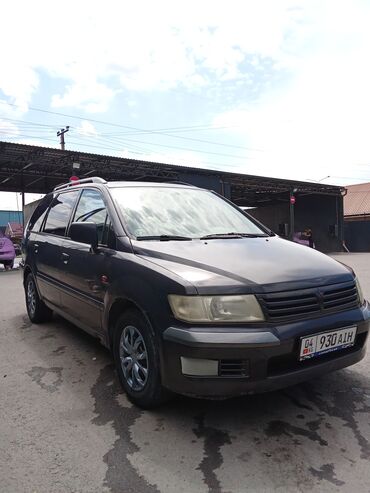 Mitsubishi: Mitsubishi Space Wagon: 2000 г., 2 л, Автомат, Бензин, Минивэн