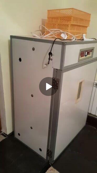 inkubator ucun termostat: 1056 ədəd yumurta tutumlu tam işlək vəzyətdə heç bir prablemi yoxdu