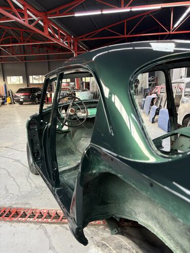 Gözəllik Salonları: Rəngsaz tələb olunur, 6/1, Aylıq ödəniş