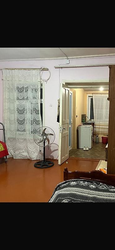 mesdagada kiraye evler: Kirayə üçün 1 otaqlı mənzil - Geniş bir otaqdan və kiçik mətbəx — 1