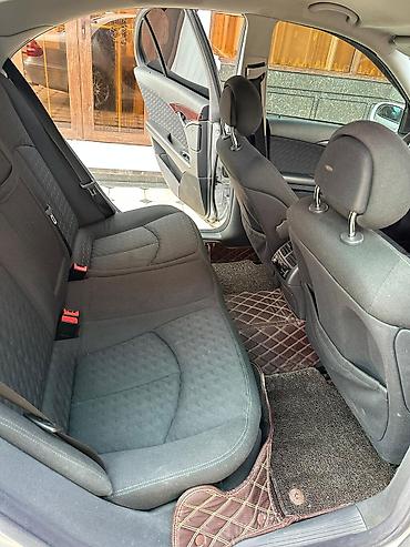 Mercedes-Benz: Mercedes-Benz E-Class: 2002 г., 2.6 л, Механика, Бензин, Седан — 9