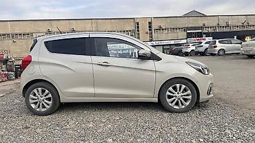 tesla 3: Chevrolet Spark: 2015 г., 1 л, Автомат, Бензин, Хэтчбэк — 5