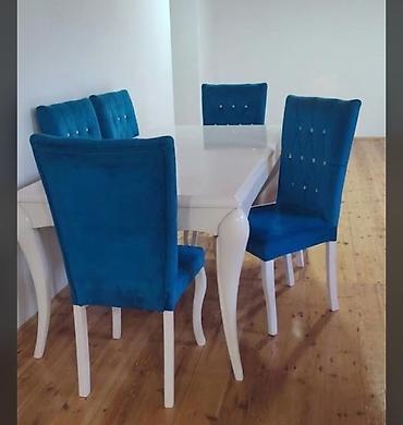 Qonaq otağı üçün, İşlənmiş, Kvadrat masa