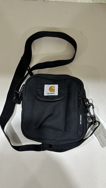 спортивная сумка: Барсетка carhartt. Хорошего качества, новый и удобный. Подробнее в лс