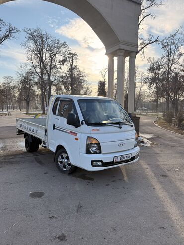 Hyundai: Hyundai Porter: 2017 г., 2.5 л, Механика, Дизель, Фургон — 1