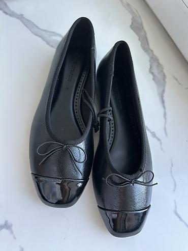Туфли: Туфли, 35, Stradivarius, Новый, цвет - Черный — 1