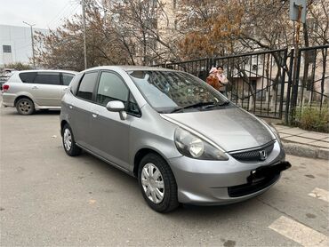 гольф 3 коробка: Honda Fit: 2004 г., 1.3 л, Вариатор, Бензин, Седан