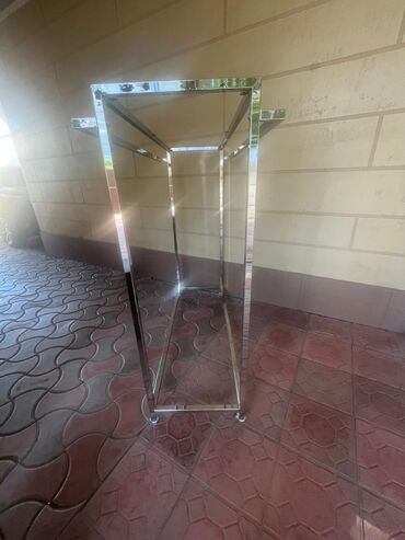 принтер для печати на атласной ленте: Продаю кронштейны для одежды трех видов в отличном состоянии . 1-3-4