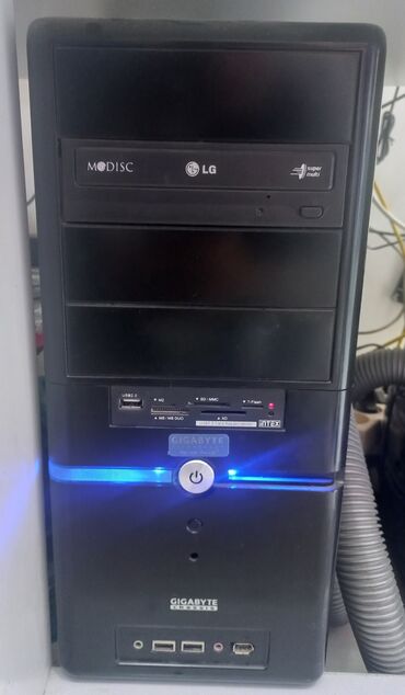 işlenmiş kalonka: 4 gb RAM. 64-bit əməliyyat sistemi.Qiymət razılaşılacaq.Monitoru da