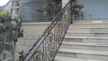 Pilləkən məhəccərləri: Məhəccərlər ( perila) — 14