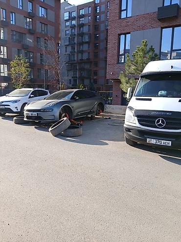 Шиномонтаж: Вулканизация Выездная Выезд 500с Заклеить колесо от 500с Заклеить — 3