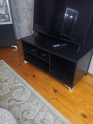 kravat tek: Qara-ağ rəng palitrasında yataq otağı və qonaq otağı üçün dəst mebel — 9
