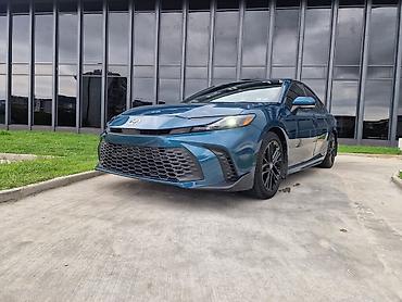 camry 55 exclusive: Toyota Camry: 2024 г., 2.5 л, Вариатор, Гибрид, Седан — 4