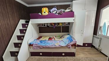 куплю бу мебел: Двухъярусная детская кровать, Б/у, ЛДСП, цвет - Белый