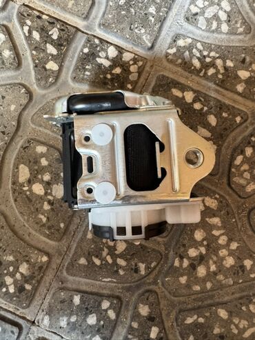 Bamperlər, buferlər: Ön, Audi A7, 2021 il, Almaniya, Ünvandan götürmə — 8