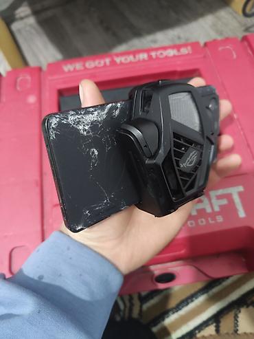 Asus: Asus ROG Phone 8 Pro — 6