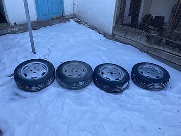 225 65 15: Комплект зимних шин на дисках. - Размер шин: 195/65 R15 - — 3