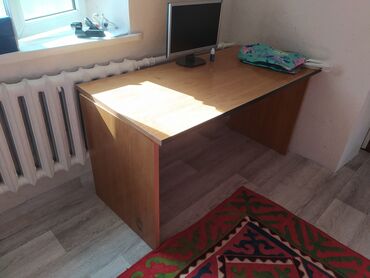 кампютерный стол бу: Продаю рабочий стол БУ