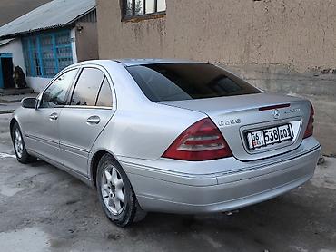 х5 2004: Mercedes-Benz C-Class: 2003 г., 2 л, Автомат, Бензин, Седан — 3